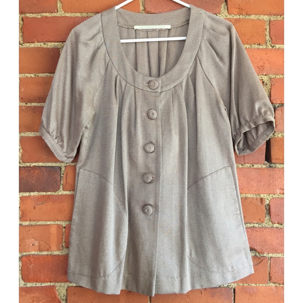 Twelfth Street by Cynthia Vincent button top